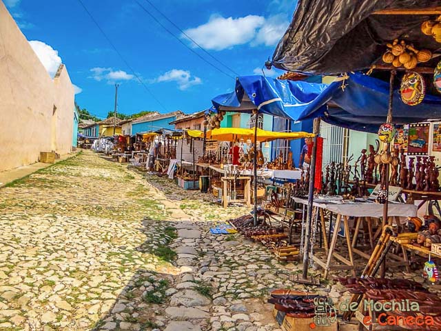 Feira de Artesanato de Trinidad. Trinidad_Cuba-Feira de Artesanato de Trinidad.