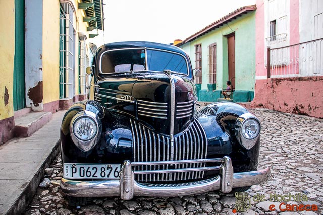 Os carros de Cuba são um verdadeiro atrativo. Trinidad_Cuba-Carros