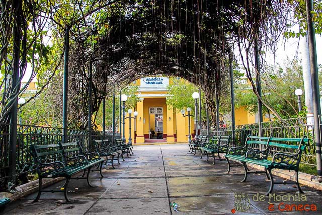 Plaza Carillo. Trinidad_Cuba-Plaza Carillo.