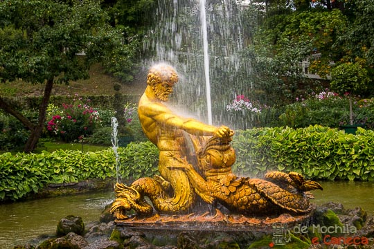 Fonte Triton Peterhof