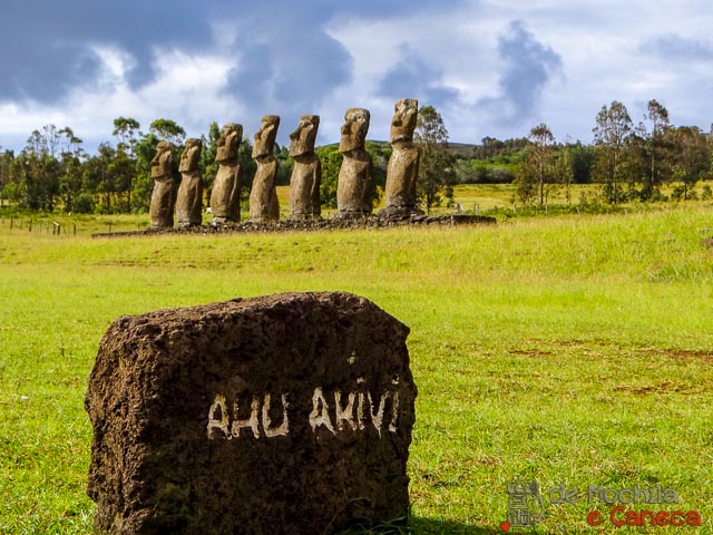 Ahu Akivi - Atrações na Ilha de Páscoa