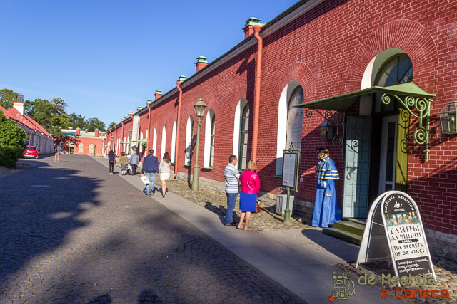 Um dos diversos museus existentes no interior da Fortaleza de Pedro e Paulo. Fortaleza de Pedro e Paulo-Museu