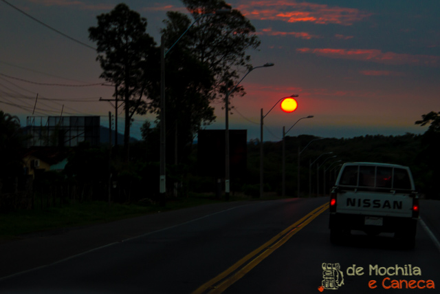 por de sol - itapuá. 