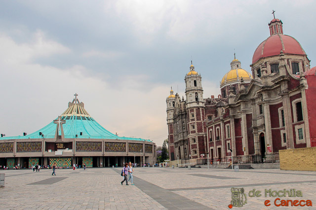 Basílica Nova e Basílica velha - lado a lado. Basílica Nossa Senhora de Guadalupe-Igrejas