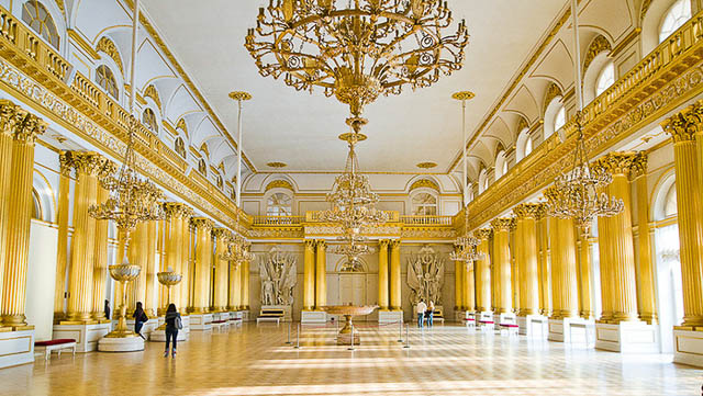 lugares imperdíveis para conhecer em São Petersburgo-Museu Hermitage