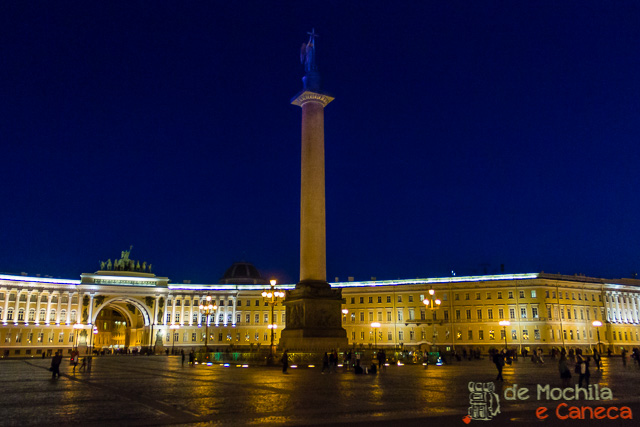 lugares imperdíveis para conhecer em São Petersburgo-23