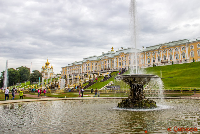 lugares imperdíveis para conhecer em São Petersburgo-Peterhof