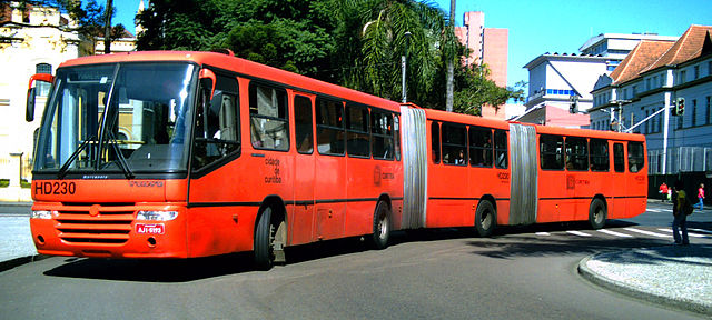 Biarticulado de Curitiba. Girias Curitibanas.