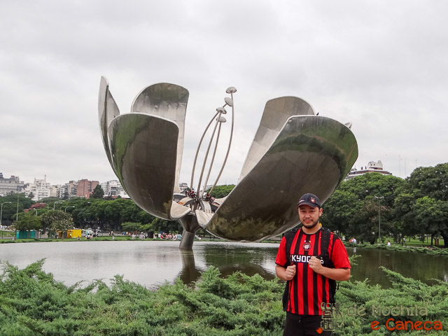 Floralis Generica - Buenos Aires - Argentina - 2012 Floralis Generica - Buenos Aires - Argentina - 2012