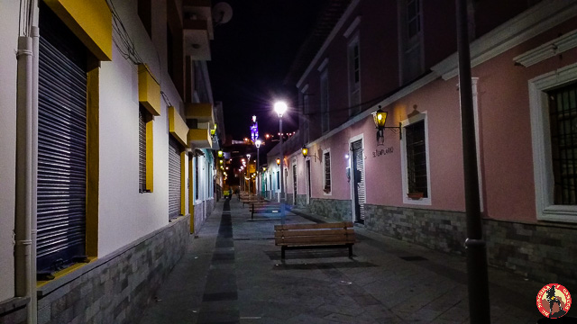 Mirante del Calvário (lá no alto). Mirante del Calvário (lá no alto).